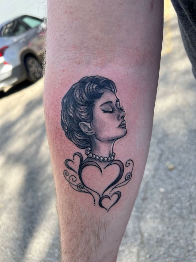 Kelsey - Tattoo Artist | Beavercreek, OH | Roc Art Tattoo